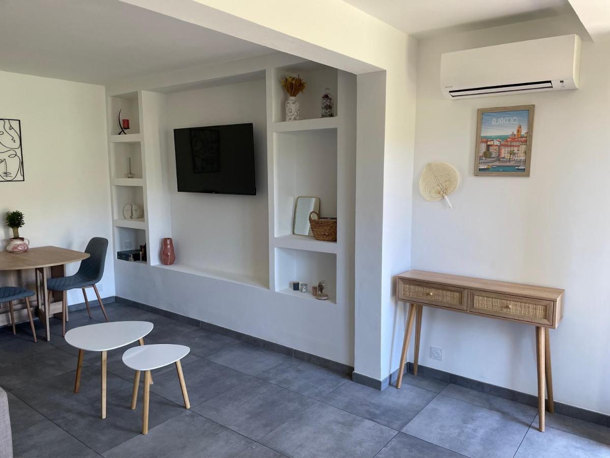 אז'אקסיו Appartement Avec Jardin Privatif מראה חיצוני תמונה